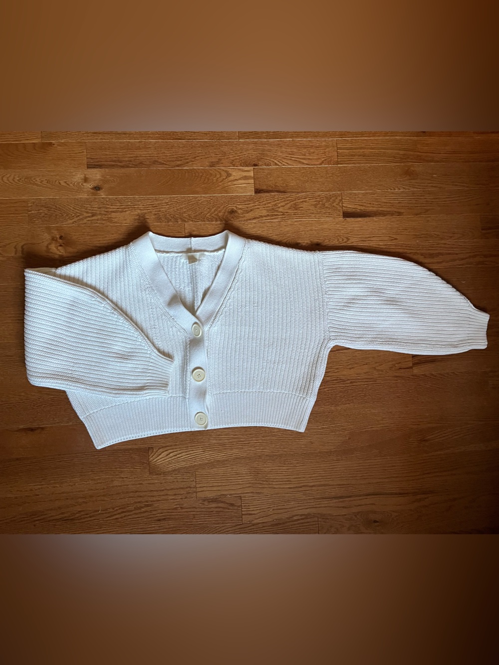 H&M White Cropped Button-Front Ribbed Sweater